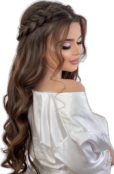 Hairstyle For Free Hair, Cuttings For Long Hair, Wedding Hair With Braid Down, Down Styles For Long Hair, Side Part Hairdo, Hairstyle For White Dress, Quince Sister Hairstyles, Half Up Hairstyles Wedding Guest, Hair Do Inspiration