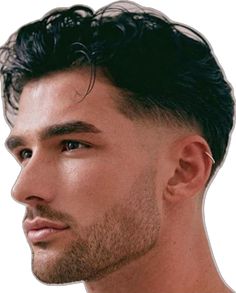 Thick Hair Styles For Men, Middle Part Haircut, Young Men Haircuts, Low Skin Fade, Drop Fade Haircut, Mens Haircuts Short Hair, Low Fade Haircut, Taper Fade Haircut, Tapered Haircut