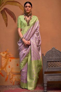 women saree,silk saree for women, pur silk saree, purple saree, festive wear saree for women, wedding wear, designer saree for women, saree for pujas, budget range sarees, sarees for online shopping, us, uk, canada Lavender Blouse Outfit, Purple Silk Saree, Lavender Saree, Broad Border Saree, Blouses Designs, Lavender Silk, Purple Saree, Border Saree, Traditional Saree