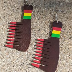 These Are Unique And Natural They Hang 2 Inches Medium Size Natural Wood 100% Handmade Afro Pick Style These Are Very Lightweight On The Ear Easy To Wear They Are One Of A Kind These Earrings Are A Classic And Timeless Addition To Any Afrocentric Wardrobe Afro Comb, Afro Pick, Gold Bead Earrings, Peach Earrings, Carnelian Earrings, Malachite Earrings, Yellow Opal, The Ear, Hand Crafted Jewelry