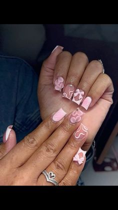 Nails For College Students, Acrylic Nail Set Ideas, Long Christmas Acrylic Nails, French Tip White Nails, Short Classy Nails Acrylic, Junk Nails Short, Cute Birthday Nails, Shorties Nails, Beginner Nail Designs