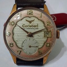 Antique Fans, Hublot Watches, Wrist Wear, Vintage Watches For Men, Fashion Suits For Men, Kandy, Watches Unique, Analog Watch