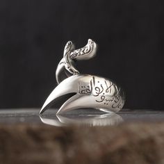 Ali's Zulfiqar Sword Solid 925 Sterling Silver Men's Ring Islamic Calligraphy Ring Turkish Ring Allah's Lion Ali Ring Product Info: Metal: Sterling Silver Stone: No Stone From: Made In Turkey Stamped: 925 Shipping: Handling Time: 1 - 2 Bussiness days Estimated Delivery Time: 1 - 20 Bussiness days Warning: Contact with substances such as cream, perfume, alcohol, bleach should be avoided. Ancient Text, Turkish Ring, Turkish Rings, Islamic Jewelry, Sterling Silver Name Necklace, Trend Jewelry, Silver Party, Sterling Silver Mens Rings, Mens Silver Rings