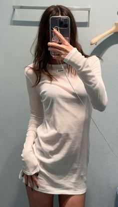 alizeegamberini Insta Stories, Fashion Lookbook, Cute Fits, Aesthetic Outfits, Resort Wear, Cool Girl, Korean Fashion, Cool Outfits