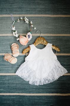 Baby girl party outfit Girls Party Outfits, Kids Birthday Party Ideas, Modern Nursery Decor, Baptism Party, Modern Nursery, Birthday Party Ideas, Future Baby