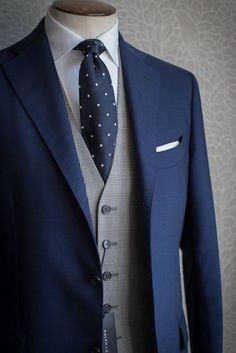 Mans Suit, Gentle Man, Gentleman's Club, Classy Suits, Suit Blue, Suit Waistcoat, Classy Men, Jackets Men Fashion, Wedding Suit