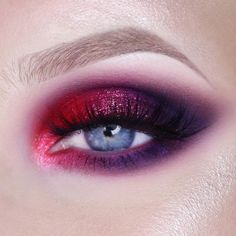 Eyeshadow With Silver Glitter, Makeup Purple Eyeshadow, Eye Makeup Red, Eye Makeup Purple, Red Eyeshadow Look, Fall Eyeshadow Looks, Purple Makeup Looks