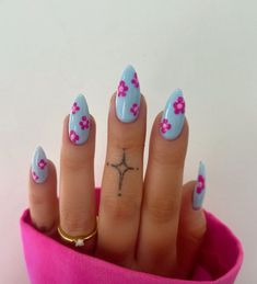 Spring Break Nails, Nagellack Trends, Elegant Nail, Elegant Nail Designs, Broken Nails, Nagel Tips, Short Square Nails, Simple Gel Nails, Vibrant Nails