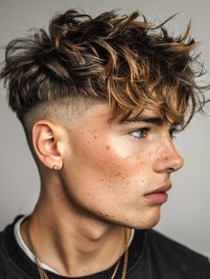 Undercut Wavy Hair Men, Mens Haircuts For Fine Hair, Wavy Undercut Men, Cool Boy Hairstyles, Blonde Hair Men Hairstyles, Fluffy Boy Haircut, Hair Color Ideas Men, Disconnected Undercut Men, Fringe Mullet