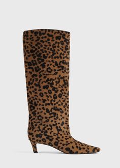 The wide shaft boot leopard Toteme Boots, Wide Shaft Boots, Womens Wide Shoes, Boots Leopard, Cute Nike Shoes, Cute Nike, Wide Shoes, Sheep Leather, Pony Hair