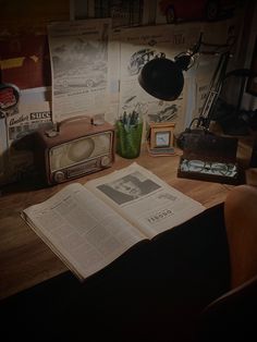 Vintage 
Desksetup
Desktour
Vintage desk Vintage Study Table Aesthetic, Study Desk Vintage, Dark Academia Aesthetic Study Desk, Writers Desk Vintage, 1940s Office Desk, Academia Room, Alice Angel, Student Desks, Study Table