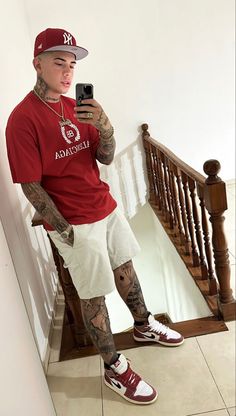 Hiphop Outfit Men, 108 Tattoo, Knee Tattoos, Mens Fashion Swag, Boyfriend Outfit, Outfit Oversize, Cute Nike Outfits, Jordan Outfits, Knee Tattoo