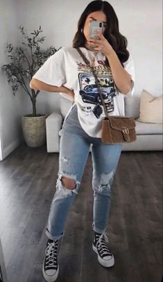 Mode Zara, Casual Day Outfits, Converse Sneakers, Cute Everyday Outfits, Garters