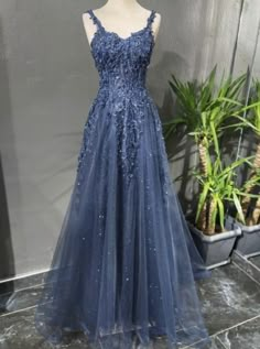 Enchanted Forest Prom Dresses Blue, Dusty Blue Prom Dress, Dark Prom Dresses, Prom Dresses Tulle, Baju Kahwin, Dresses Navy Blue, Formal Dresses Graduation, Gown Bridesmaid, Prom Dresses Formal