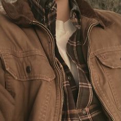 Cozy Guy Aesthetic, Fall Male Aesthetic, Masc Brown Outfits, Brunette Male Aesthetic, Cottagecore Men Aesthetic, Farmer Man Aesthetic, Horse Boy Aesthetic, Manly Man Aesthetic, Soft Masc Aesthetic