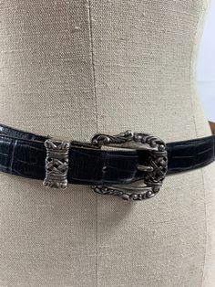 "You are looking at a genuine black leather belt from Brighton. Belt measures 36\"2 long  and 3\\4 wide. Bet measures 28\"2 on the first perforation and 32\"2 at its last perforation from buckle. The condition of this belt is fair to good and is made of black leather with croc pattern along with silver tone hardware, adjustable and is a great vintage find. 100% genuine Brighton size medium  and is in good condition from 1995.  -----------------------------------------I SHIP WORLDWIDE------------ Aesop Karst, Cool Belts, Grunge Belt, Outfit Grunge, Vintage Belt, Belt Style, Metal Belt, Fashion Belts, Black Leather Belt