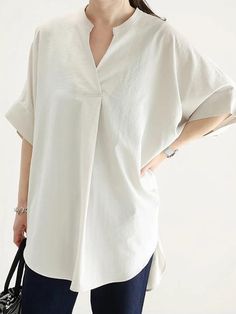 Half Sleeves High-Low Pleated Solid Color Split-Joint V-Neck Blouses & Shirts Tops NAVY BLUE-One_size Black And White Coffee, Blue Army, Loose Fit Shirts, Daily Dress, White Coffee, V Neck Blouse, Batwing Sleeve, Navy Tops, White Tops