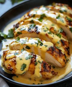 Creamy and flavorful Mexican chicken with cheese sauce, perfect for family dinners. Easy recipe with bold spices and cheesy goodness. Chicken Cheese Sauce, Mexican Chicken With Cheese Sauce, Mexican Chicken With Cheese, Chicken With Cheese Sauce, Mexican Chicken Breast Recipes, Mexican Chicken Breast, Chicken With Cheese, Chili Con Carne Recipe, Melt In Your Mouth Chicken