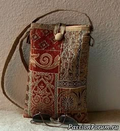 Шьем сумки. Purse Closures Ideas, Contemporary Tapestries, Carpet Bag, Sewing Purses, Bohol, Tapestry Fabric, Handmade Purses, Boho Bags