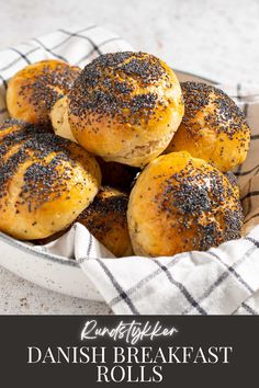 Rundstykker in a bowl. Danish Breakfast, Cheese And Jam, Breakfast Roll, Breakfast Rolls, Weekday Dinner, Recipe Boards, European Food, Grocery Stores, Time Of Day