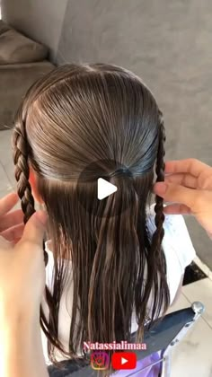 Daily Hair Tutorials 💇‍♀️ on Instagram: "Beautiful Hair tutorial for your little one❤️❤️ Follow @hairs.diy to get more hair style ideas and learn simple beautiful hair styles 💓 . @natassialimaa . #hairstyleideas #videohair #braidtutorial #hairtutorialvideo #hairvideotutorial #hairstyletutorial #braidoftheday #braidsofinstagram #hairglamvideos #tutorialhairdo #hairvideoshow #naturalhairtutorial #tutorialhair #cutehairstyles #marcbeauty #tutorialvideo #braidinglife #hairofinstgram #braidinspo #hairdecoration #hairstylevideo #longhairstyles #hairspo #shorthair" Cute And Easy Hairstyles For Preteens, Holiday Toddler Hairstyles, Kids Hairstyles Short Hair Simple, Medium Length Hairstyles For Kids, Cute Short Hairstyles For Kids, Ballerina Bun Kids, Long Hair Braid Ideas, Braids For Short Hair Kids, Easy Simple Hairstyles For Medium Hair