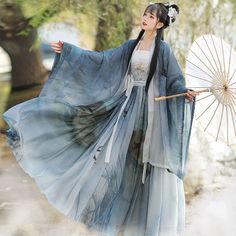 Hanfu Skirt, Skirt Traditional, Spider Web Design, Sage Blue, Gradient Print, Old Fashion Dresses, Fairy Costume