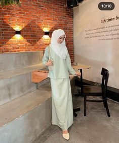 Hari Raya Outfit, Dress Kondangan Simple, Dress Kondangan Modern, Braidsmaid Dresses, Muslimah Style, Muslimah Outfit, Hijab Wedding Dress, Dress Korean