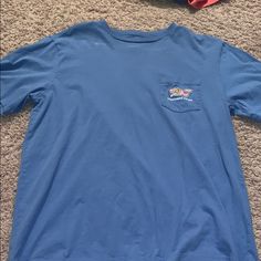 Super Cute Lax T-Shirt, Brand New Never Worn Nike Winter Jackets, Vineyard Outfit, T Shirt Brand, Christmas Wishlist, Shirt Brand, Vineyard Vines, Cute Tops, Vines, Colorful Shirts