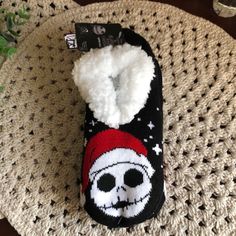 Brand New!! Santa Jack Skellington The Nightmare Before Christmas Women’s Slipper Socks Fits Shoe Size: 4-10 Packaged With Care Smoke/Pet Free Home Ships Same Or Next Business Day Din Santa Jack Skellington, The Nightmare Before Christmas, Disney Accessories, The Nightmare, Slipper Socks, Jack Skellington, Christmas Women, Nightmare Before, Nightmare Before Christmas