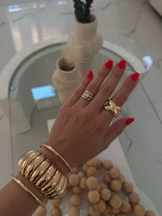 DETAILS: Elevate your style with our Chunky X Ring! Made from premium 18k gold, this luxurious ring features a bold X design that exudes confidence and sexiness. It's adjustable to fit ring sizes 7 to 8, making it a must-have for any fashion-forward individual. Upgrade your accessory game and make a statement with our Chunky X Ring! Gold Ring Sets Aesthetic, Chunky Gold Jewelry Outfit, Chunky Jewelry Outfit, Jewelry Trends 2024, Chunky Gold Rings, Bold Gold Jewelry, Chunky Accessories, Chunky Gold Jewelry, Dope Jewelry Accessories