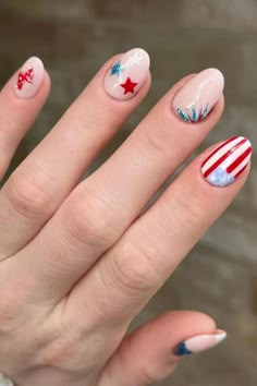 Explore 28 stunning 4th of July nail art ideas, just like these neutral nails with stars and stripes!. From subtle designs to striking accents, these short nails are perfect for adding a patriotic touch to your summer look. Fourth Of July Nails Short Almond, 24th Of July Nails, Simple Fourth Of July Nails Almond, Neutral 4th Of July Nails, Vacation Toenails, Short 4th Of July Nails, July Nails Short, 4th Of July Nails Short, 4th Of July Nails Design Simple