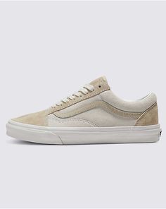 Old Skool Pig Suede Shoe Casual Suede Vans Sneakers, Urban Vans Suede Sneakers, Vans Suede Skate Shoes With Gum Sole, Dusty Pink Vans, Affordable Vans Slip-on Sneakers, Street Skater, Jane Clothing, Vans Store, Vans Logo