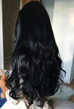 Dyed my hair black over 2yrs ago. Thinking of going back to it. This is pretty and my hair is this long. Wavy Black Hair, I Tip Hair Extensions, Long Dark Hair, Remy Human Hair Extensions, Long Black Hair, Haircuts For Long Hair, Dye My Hair, Remy Human Hair