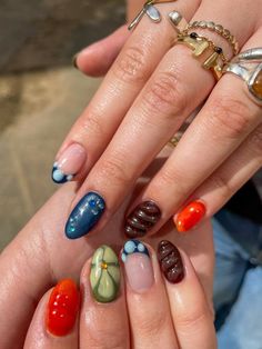 Cute Vintage Nails, Mojito Nails, Textured Nail Designs, Shoreditch Nails, Mix Nails, Crazy Nail Art, Vintage Nails, Simple Gel Nails