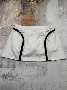 Nike 90's Short Skirt Women's Size: S Waist: 14.57in/37cm Hip: 18.9in/48cm Length: 12.99in/33cm Leg Opening: 21.65in/55cm Condition: 9/10; Used, has signs of wear. Please check all photos. Delivery worldwide with tracking. Dispatch within 24 hours after payment. And it usually takes 14-21 business days. 90s Shorts, Short Skirt, Vintage Nike, Nike Women, Womens Bottoms, Ukraine, Beauty Book, Womens Skirt, Bathing Beauties