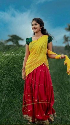 Simple Langa Voni, Half Saree Stills, Kerala Girl, Kerala Trip, Deeksha Seth, Outdoor Bride, Saree Stills, Langa Voni