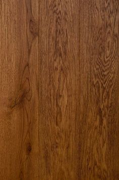 closeup of the wood grains on this wooden floor