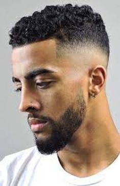 lol Curly Taper Fade, Mens Short Curly Hairstyles, Mid Fade Haircut, Men's Curly Hairstyles, Curly Hair Fade, Men Haircut Curly Hair, Taper Fade Haircut, Black Men Haircuts, Black Men Hairstyles