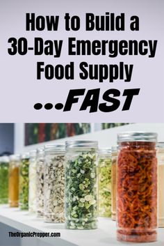 If you don't have an emergency food supply waiting in your pantry, here's how to get prepped and stock up on survival food quickly when time is short. | The Organic Prepper How To Persevere Food, Homestead Diy, Survival Food Storage, Food Prepping, Emergency Preparedness Food, Survival Hacks, Dehydrated Vegetables