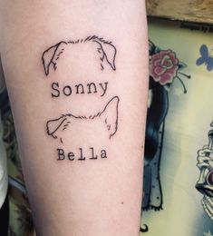 a person with a tattoo on their arm that says,'somy bella '