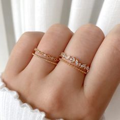 Rose Gold Rings With Rhinestones For Gift, Rose Gold Rhinestone Ring Gift, Rose Gold Rhinestone Rings For Gift, Crystal Promise Ring With Rhinestones, Dainty Jewelry With Sparkling Stones For Promise Ring, Fine Jewelry Wedding Ring With Rhinestones, Dainty Sparkling Gold Ring, Dainty Sparkling Wedding Rings, Wedding Chain Ring With Cubic Zirconia