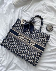 Luxury Bags Collection, Chanel Purse, Fancy Bags, Dior Handbags, Hermes Handbags, Celine Bag, The Bag