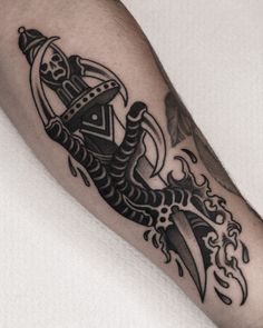 traditional dagger and claw #dragontattoodesigns #daggertattoo #knifetattoo #tattooideas #tattooart #tattoodesign #tattoo Japanese Dagger Tattoo, Eagle Claw Tattoo, Trad Dagger Tattoo, Traditional Scythe Tattoo, Dragon Claw Tattoo, Dagger Traditional Tattoo, American Traditional Dagger, Dark Traditional Tattoo, Dagger Tattoo Traditional