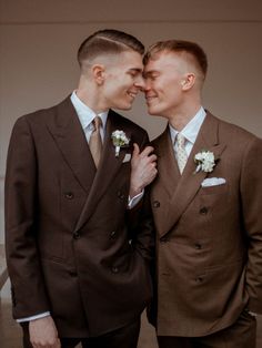 Two men smiling on their wedding day by photographer Henna Koponen. Gay Wedding Photography, Gay Wedding Photos, Summer Wedding Photos, Stylish Couple, Helsinki Finland, Artistic Style, Gay Wedding, Wedding Photography Inspiration, Helsinki