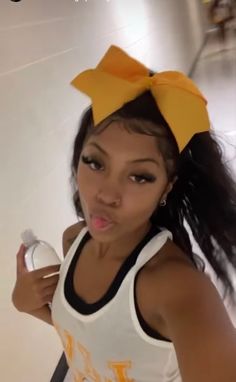 Cheerleader Hairstyles, Cheer Hairstyles, Girls Cheerleader Costume, Cheer Gear, Cheer Captain, School Cheer