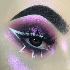 Makeup Silver, Makeup Bronze, Futuristic Makeup, Makeup Brown, Swag Dress, Makeup Everyday, Makeup Pigments, Awesome Makeup, Makeup Tumblr