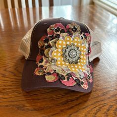 Brown And Tan Flower/Rhinestone Snapback Trucker Hat. Never Worn. Excellent Clean Condition. Creative Hats, Country Hats, Altered Clothing, Cap Ideas, Painted Hats, Hat Patterns To Sew, Hat Patterns, Craft Show Ideas, Coastal Cowgirl