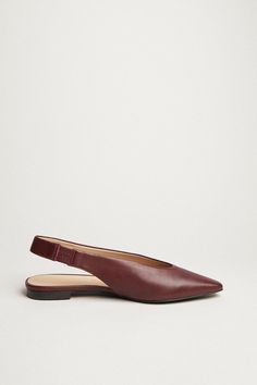 Premium Leather Slingback Point- Toe Flats Slip-on Leather Pointed Toe Flats, Chic Leather Pointed Toe Slip-on Flats, Sleek Leather Slip-on Pointed Toe Flats, Elegant Leather Pointed Toe Slip-on Flats, Elegant Brown Slip-on Pointed Toe Flats, Pointy Flats, Pointed Flats, Trendy Fall Outfits, Pointed Toe Flats