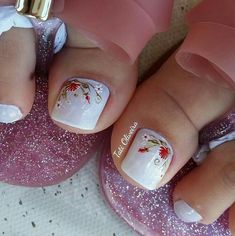 Toenail Polish, Rose Nails, Pedicure Nail Art, Beautiful Nail Designs, Pedicure Nails, Manicure And Pedicure