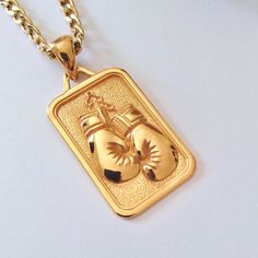 ★ Boxing Gloves Pendant ★  Handcrafted Boxing Gloves pendant/necklace for Men and Women. * Materials/Finishes ➤ Silver 925 ➤ 24K Gold Plated over Silver 925 * Dimensions ➤ ~ 3.7 x 2.1 x 0.3 cm (~ 1.4 x 0.8 x 0.1 inches)/Bail: Suitable for up to ~ 4.5 mm (~ 0.18 inches) Chain * Weight: ~ 18 grams (in Silver 925) ----------------------------------------------------------------------------- IMPORTANT NOTES: ----------------------------------------------------------------------------- ➤ When buying Gold Boxing Gloves, Boxing Glove, Necklace Rose Gold, Necklace Men, Precious Jewels, Necklace Rose, Boxing Gloves, Stainless Steel Chain, Men Necklace